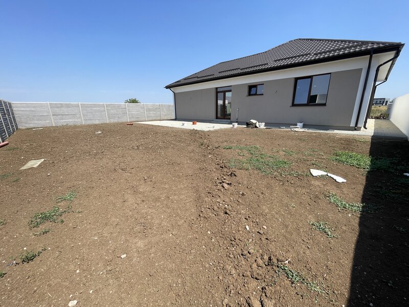 Domnesti str Azaleelor - Parter 530m teren